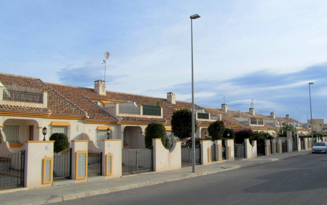Residential areas Orihuela: Villapiedra and La Regia
