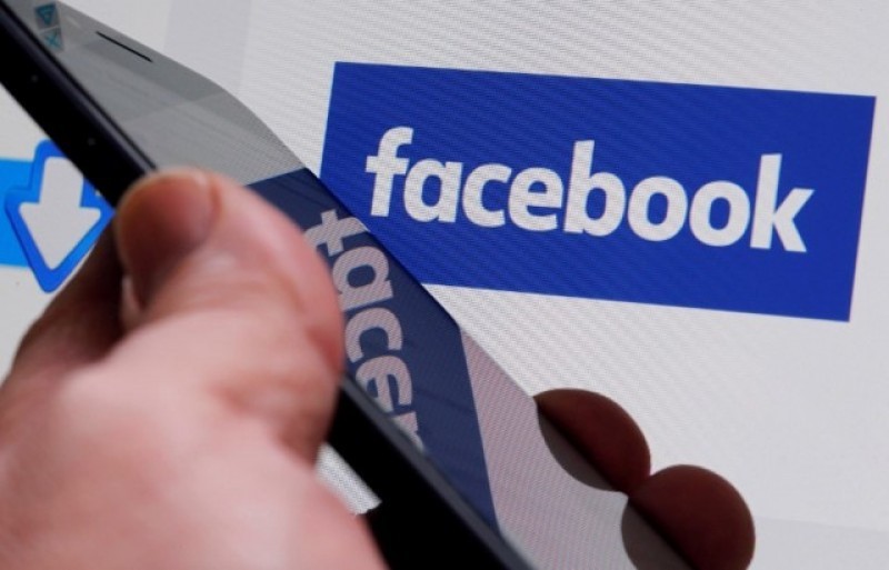 <span style='color:#780948'>ARCHIVED</span> - Facebook and Google control 70 per cent of the digital advertising market in Spain