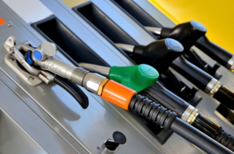 <span style='color:#780948'>ARCHIVED</span> - Petrol prices in Spain the highest since July 2014