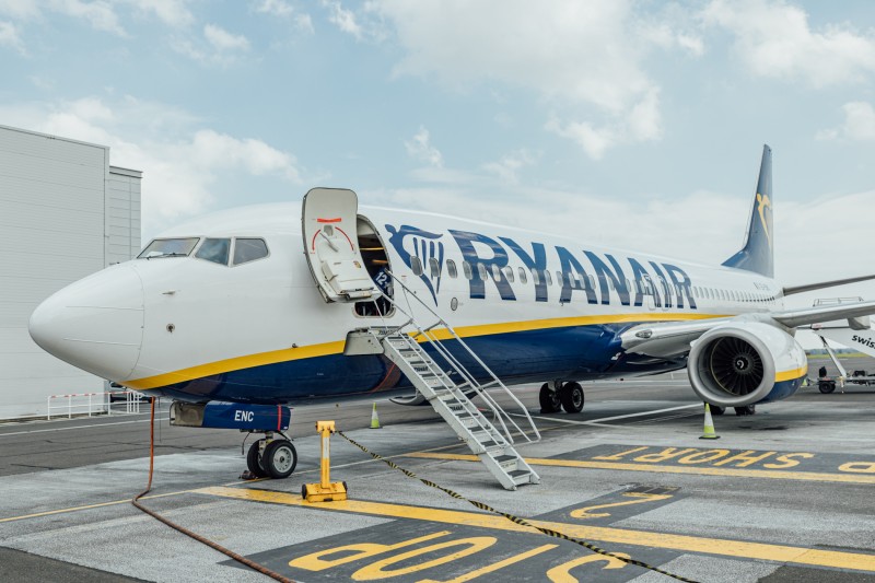 <span style='color:#780948'>ARCHIVED</span> - Ryanair resumes its 620 routes in Spain and expands maintenance hanger in Sevilla