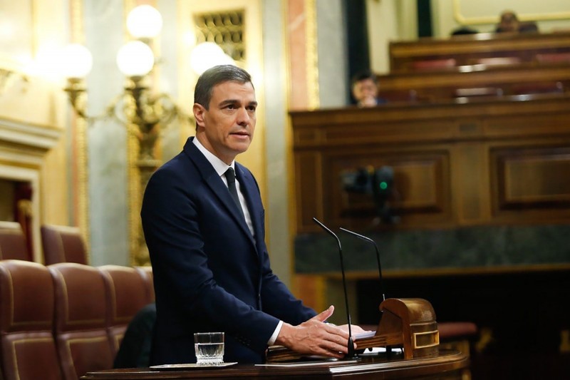 <span style='color:#780948'>ARCHIVED</span> - Sanchez heavily criticised for reintroducing mandatory masks in Spain